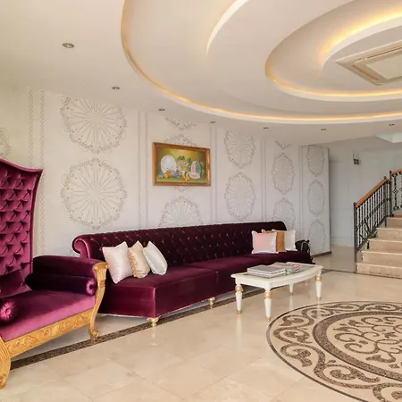 Hotel Cunda Kivrak 2*