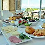 Hotel Cunda Kivrak 2*