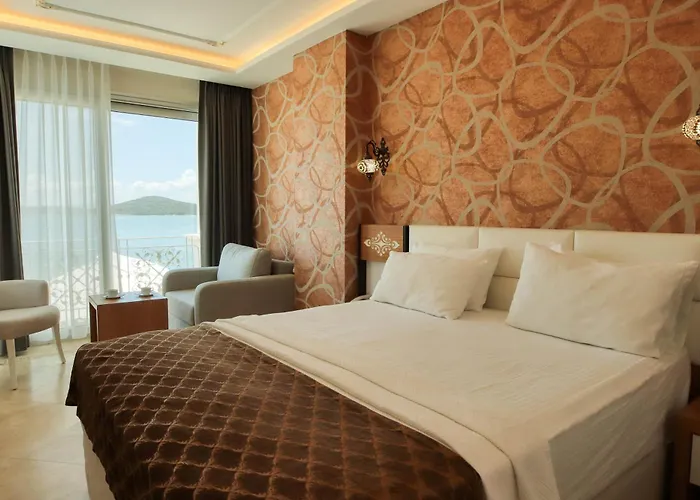 Cunda Kivrak Hotel 2*