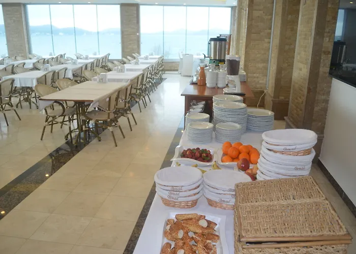 Cunda Kivrak Hotel 2*